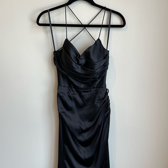 Lauren Ashley Black Satin Cowl Bodice Gown with Slit, Size 2 - Picture 4 of 13